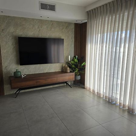 Luxury Queen Royal Park Eilat Exterior photo