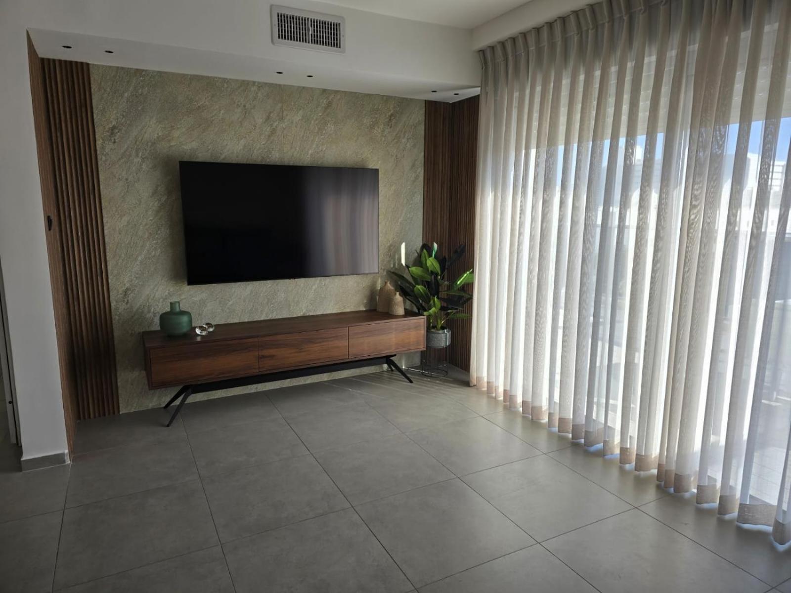 Luxury Queen Royal Park Eilat Exterior photo
