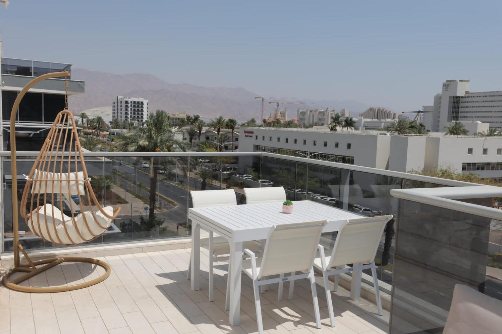 Luxury Queen Royal Park Eilat Exterior photo