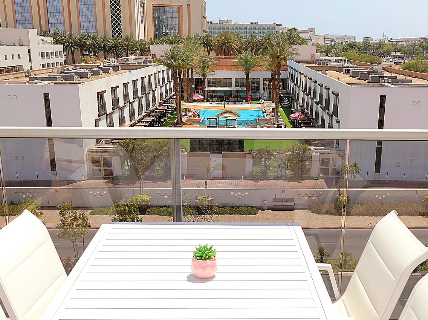 Luxury Queen Royal Park Eilat Exterior photo