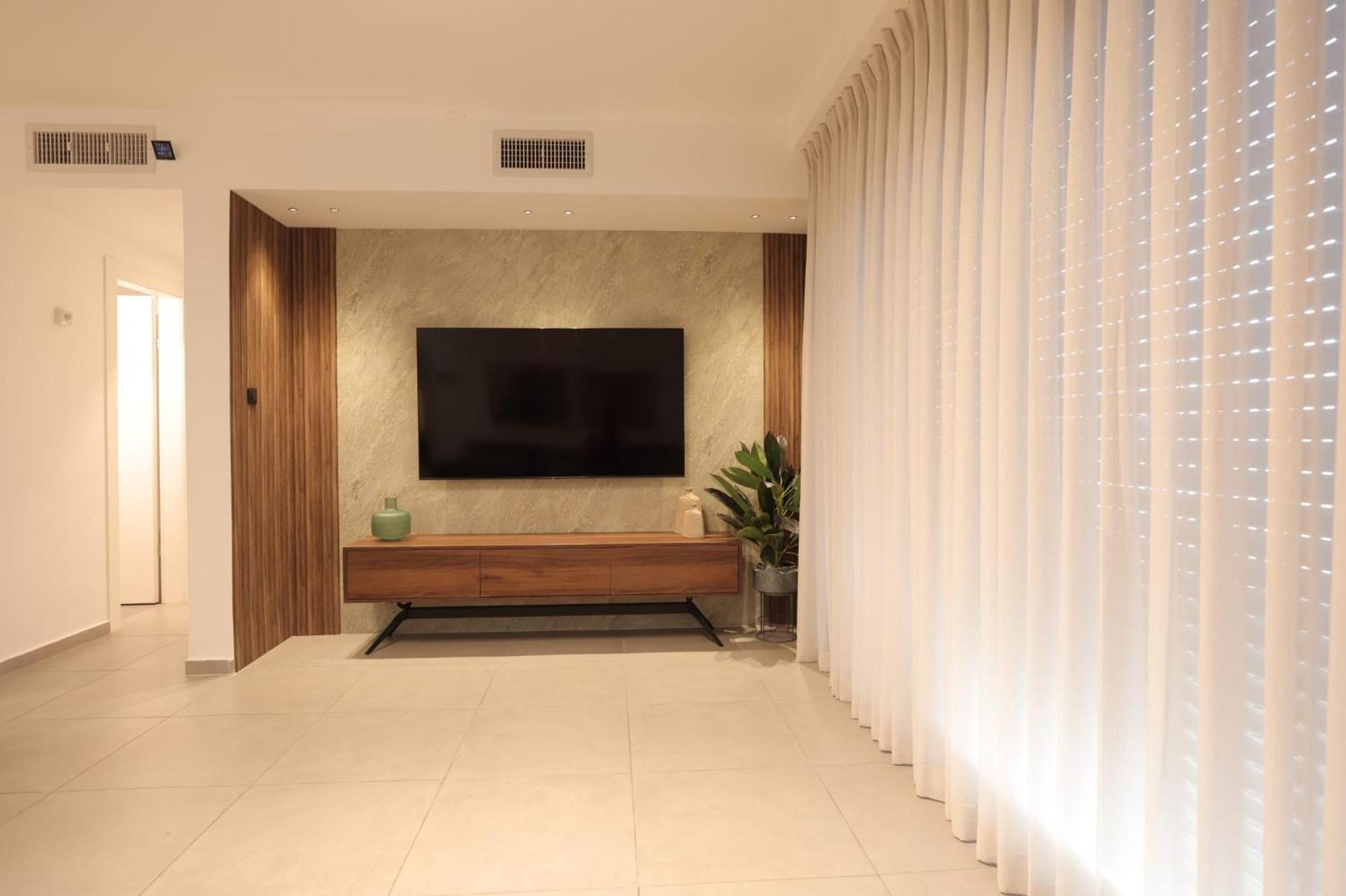 Luxury Queen Royal Park Eilat Exterior photo